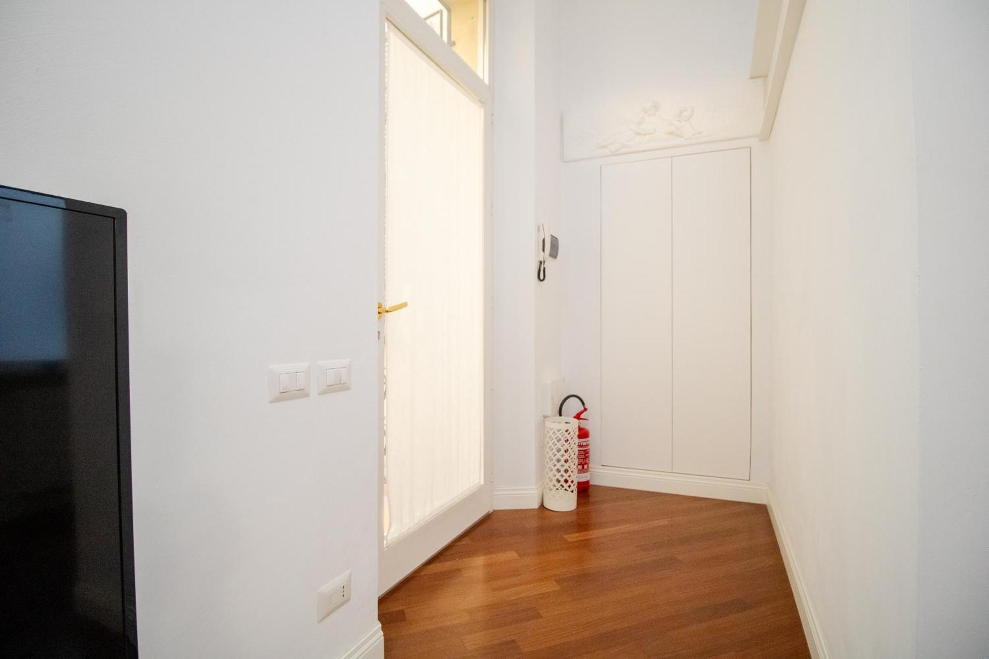 Palazzo Tancredi Apartment อังโกนา ภายนอก รูปภาพ