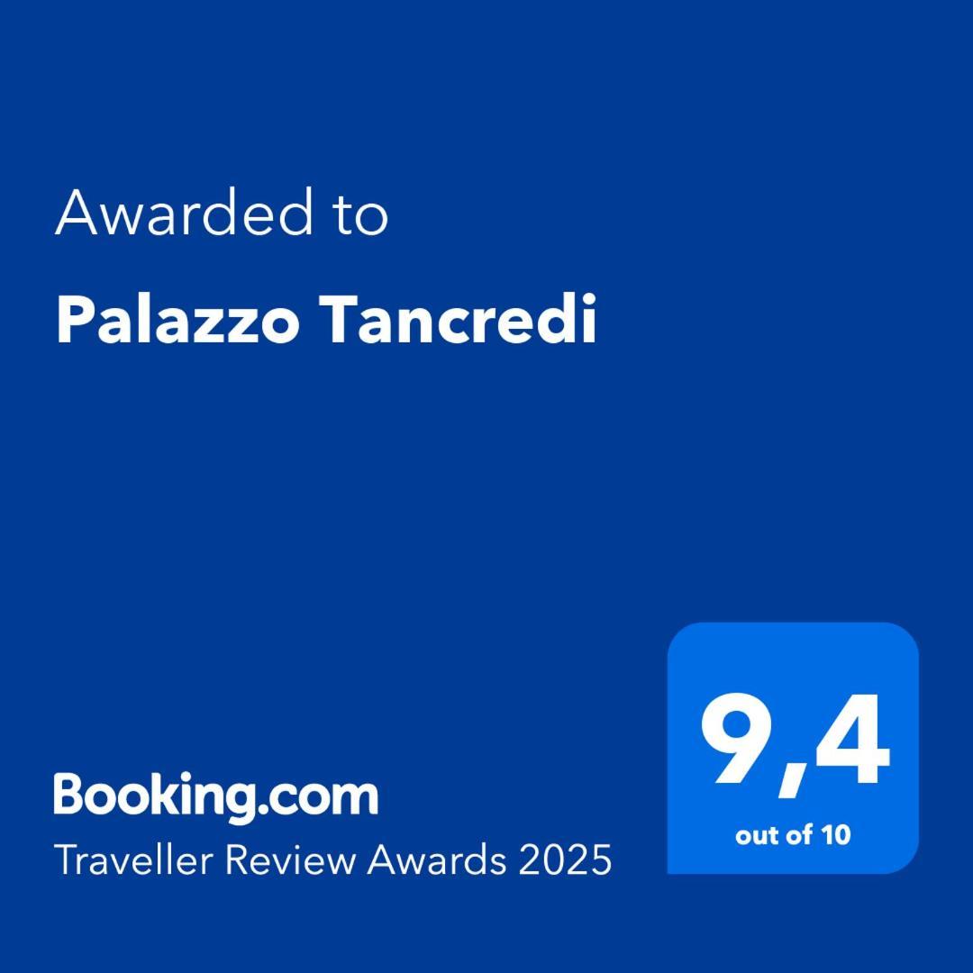 Palazzo Tancredi Apartment อังโกนา ภายนอก รูปภาพ